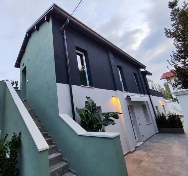 appartamento in affitto a Rimini in zona Miramare di Rimini