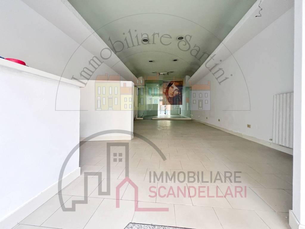locale commerciale in affitto a Rimini in zona Centro Storico