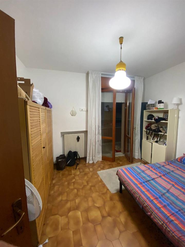 negozio in affitto a Rimini in zona Borgo Mazzini