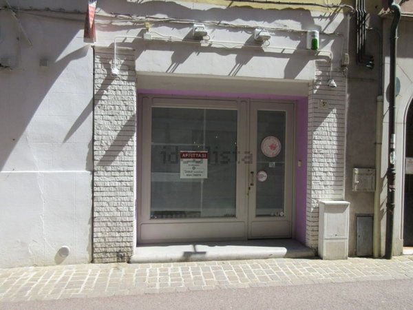 negozio in affitto a Rimini in zona Centro Storico