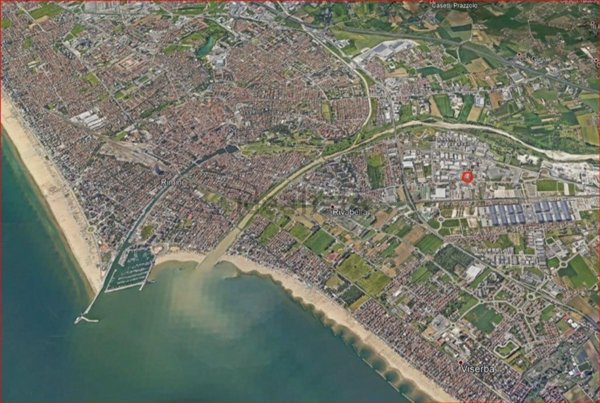 capannone in affitto a Rimini