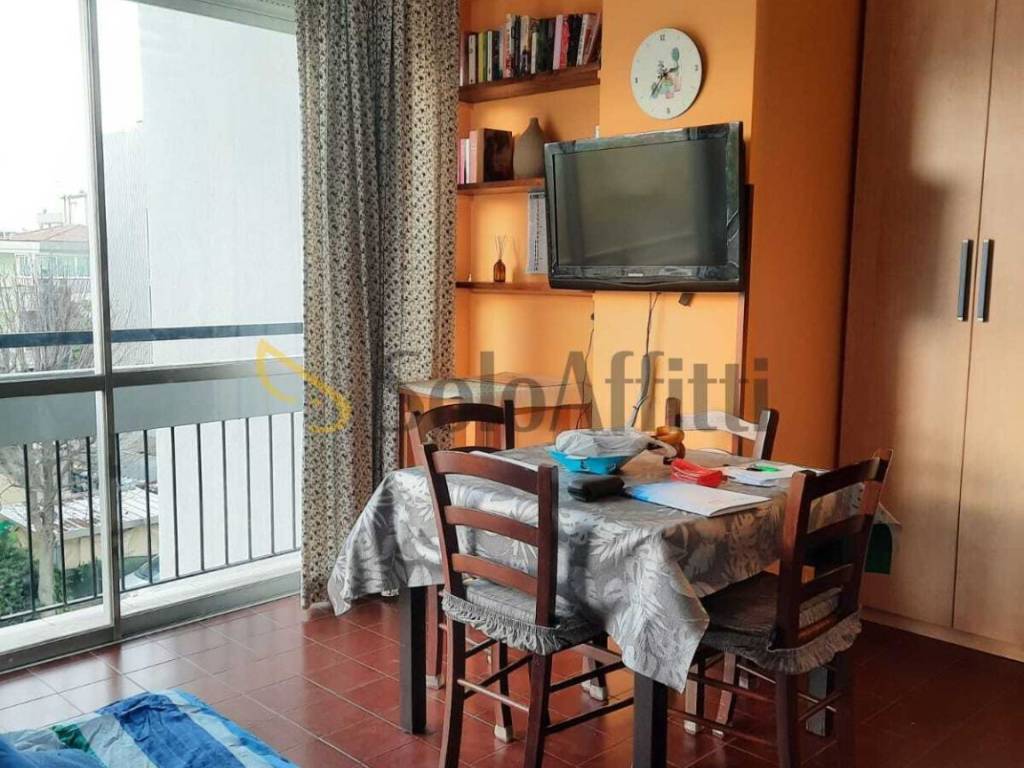 appartamento in affitto a Rimini in zona Marina Centro