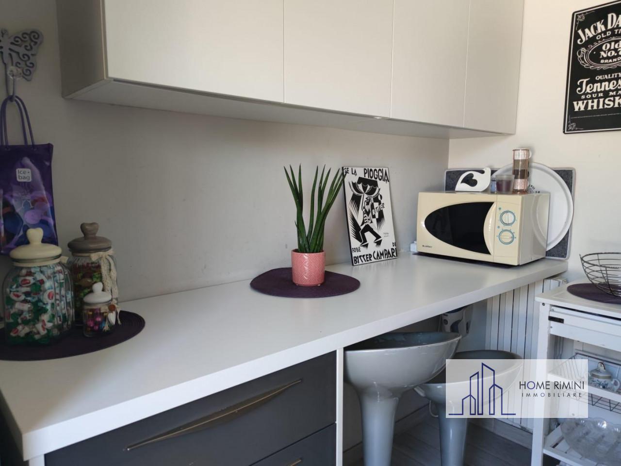 appartamento in affitto a Rimini in zona Marina Centro