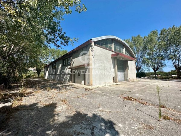 locale commerciale in affitto a Rimini in zona Marecchiese