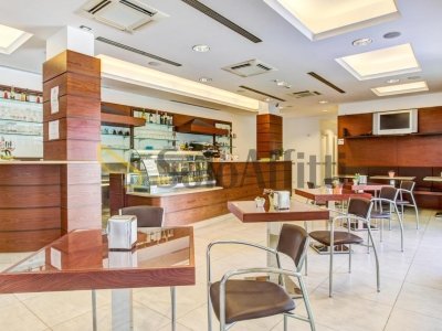 negozio in affitto a Rimini in zona Miramare di Rimini