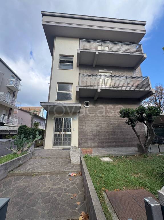 appartamento in affitto a Rimini in zona San Giuliano a Mare