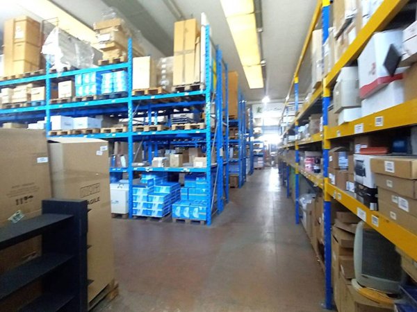 locale commerciale in affitto a Rimini