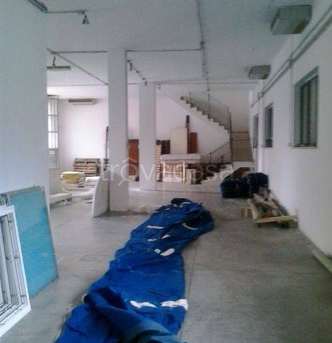 locale commerciale in affitto a Rimini in zona Grotta Rossa