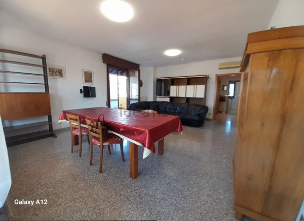 appartamento in affitto a Rimini in zona Miramare di Rimini