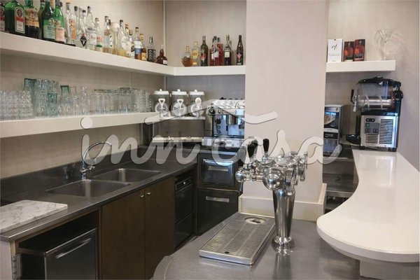 negozio in affitto a Rimini in zona Rivabella