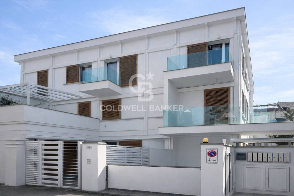 appartamento in affitto a Rimini in zona Marina Centro