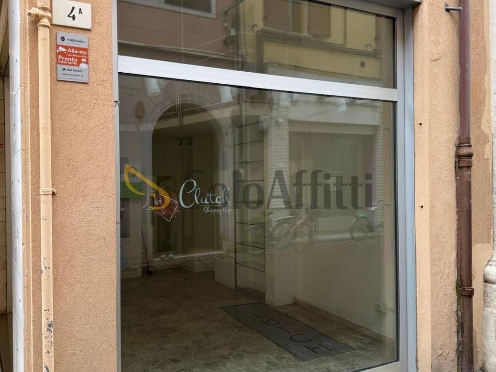 negozio in affitto a Rimini in zona Centro Storico