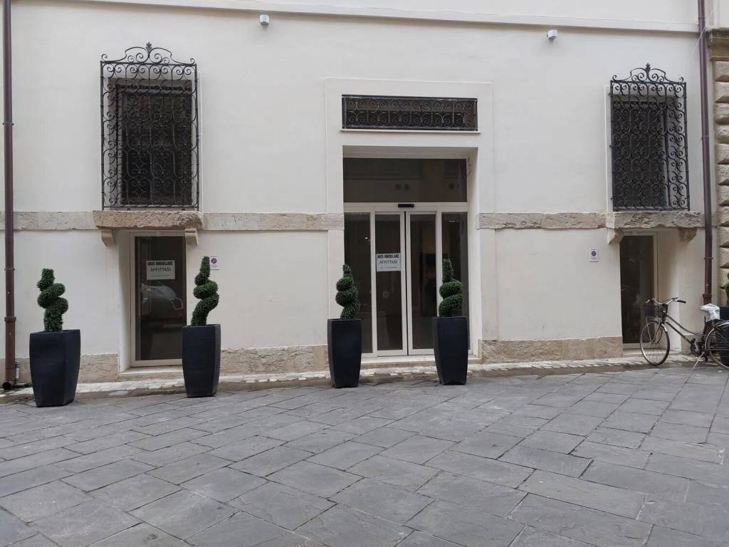 negozio in affitto a Rimini in zona Centro Storico