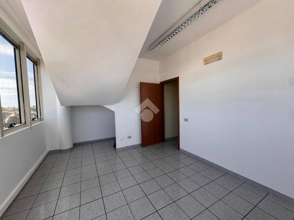 ufficio in affitto a Rimini in zona Colonnella