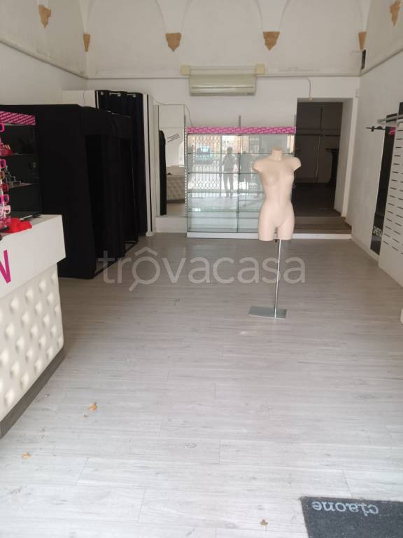 negozio in affitto a Rimini in zona Centro Storico