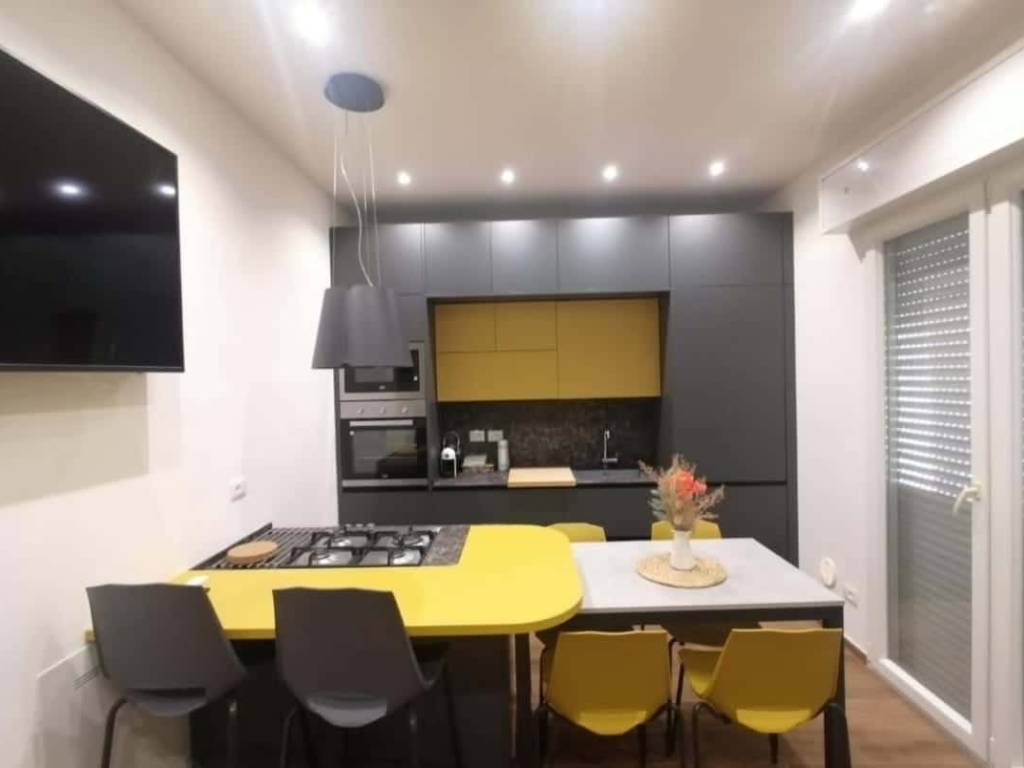 appartamento in affitto a Rimini in zona Marina Centro