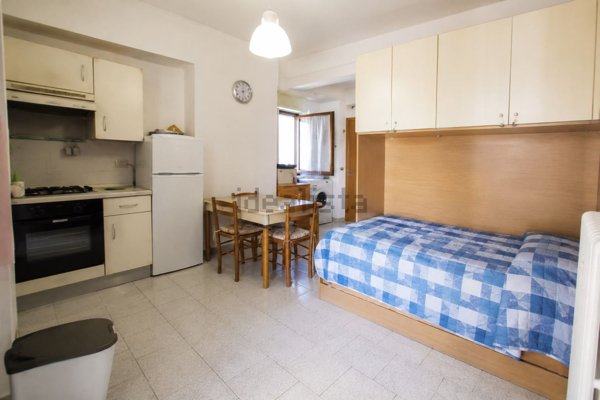 appartamento in affitto a Rimini in zona Marina Centro