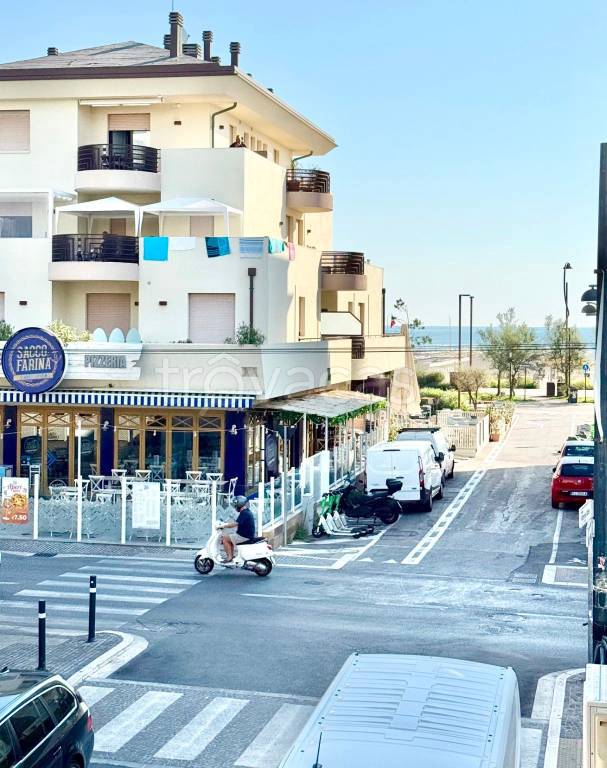 appartamento in affitto a Rimini in zona Marina Centro