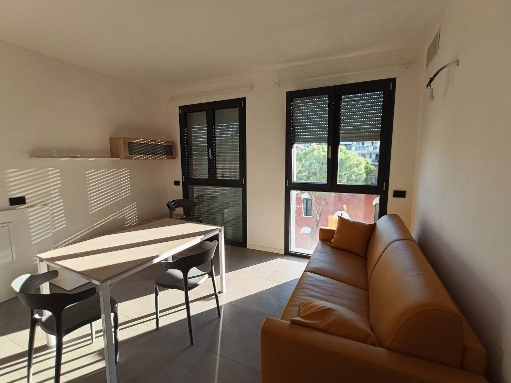 appartamento in affitto a Rimini in zona Marina Centro