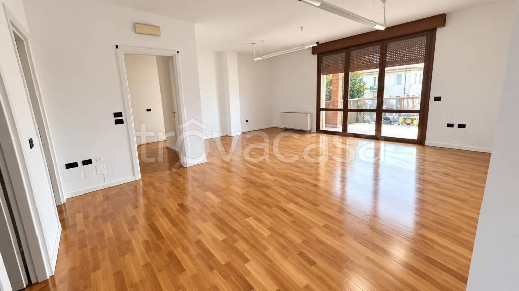 ufficio in affitto a Rimini in zona Borgo San Giovanni