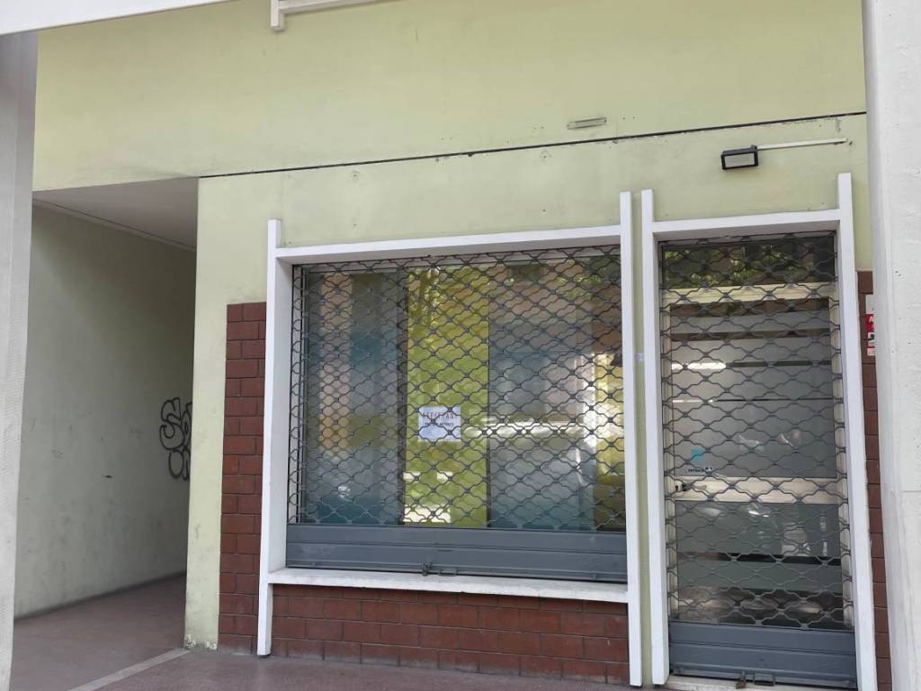negozio in affitto a Santarcangelo di Romagna
