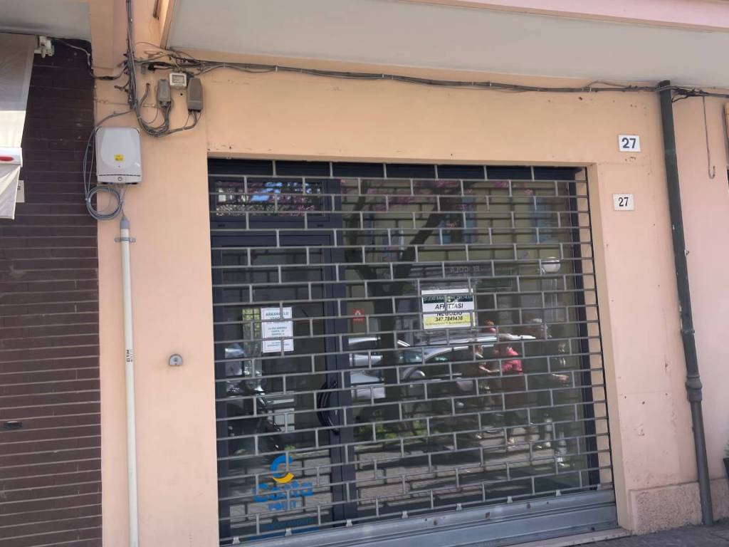 negozio in affitto a Santarcangelo di Romagna