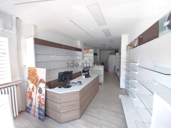 negozio in affitto a Santarcangelo di Romagna