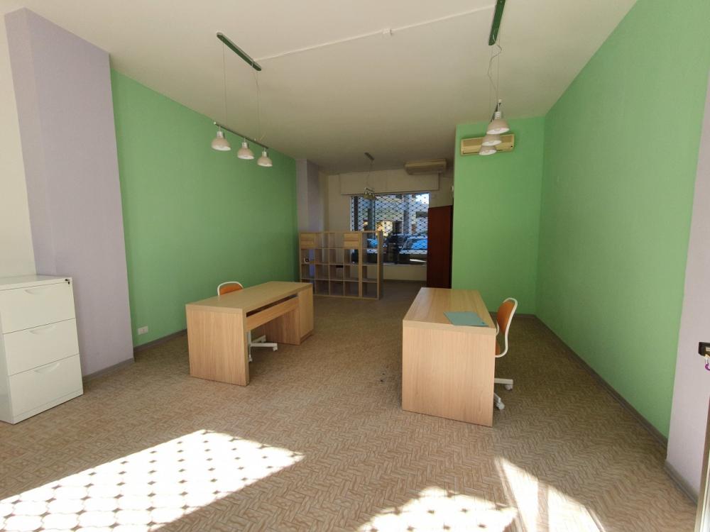 locale commerciale in affitto a Santarcangelo di Romagna