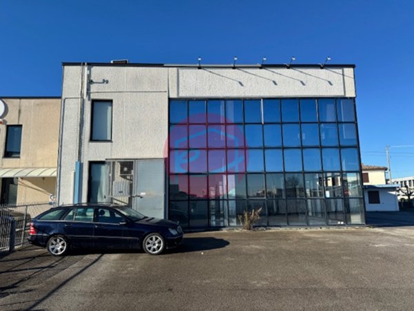 capannone in affitto a Santarcangelo di Romagna