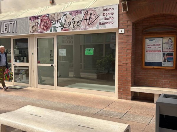negozio in affitto a Santarcangelo di Romagna