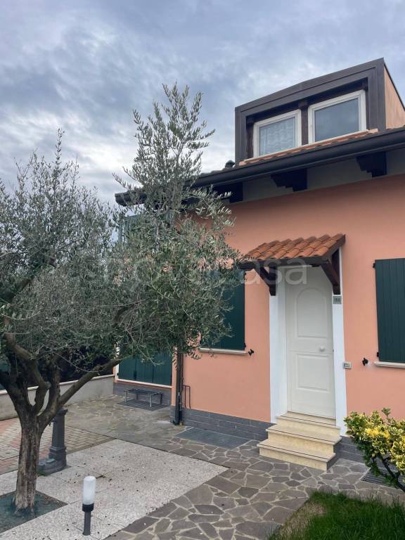 casa indipendente in affitto a Santarcangelo di Romagna