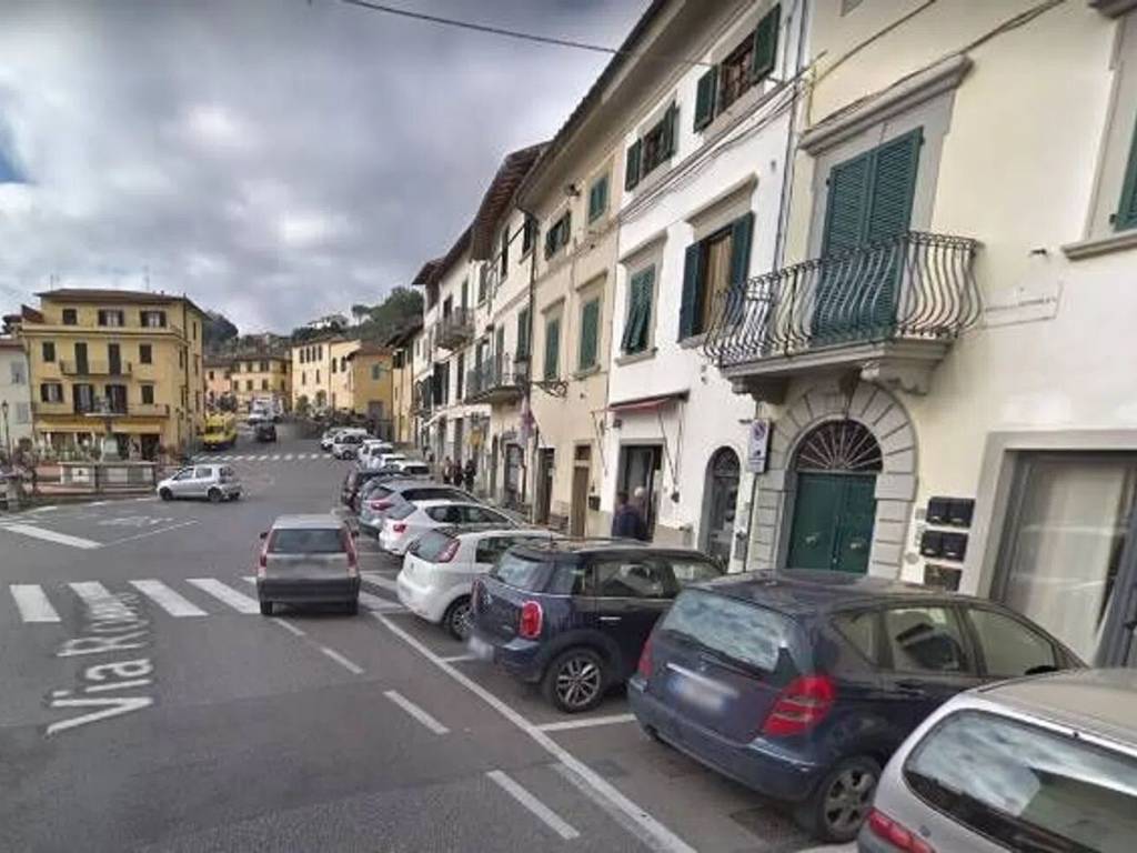 negozio in affitto a Carmignano