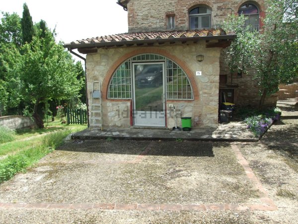 appartamento in affitto a Carmignano