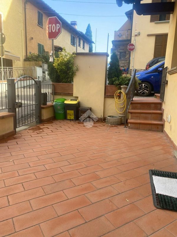 appartamento in affitto a Carmignano