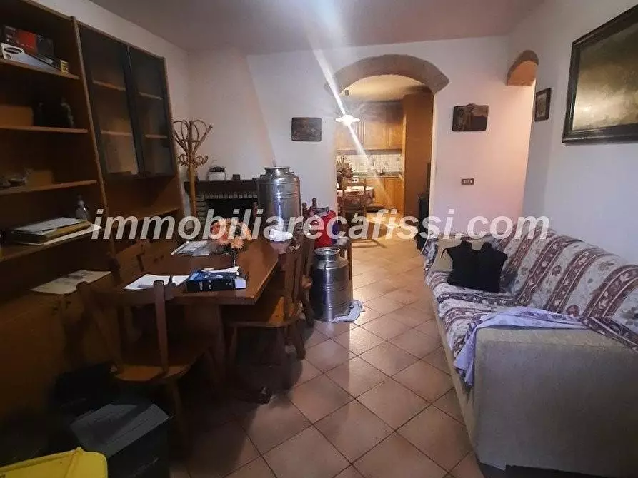 casa indipendente in affitto a Carmignano