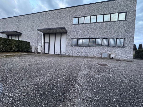 capannone in affitto a Carmignano