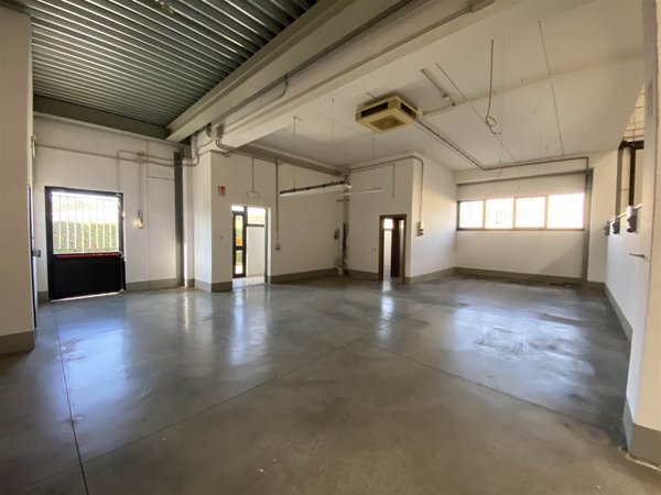 negozio in affitto a Carmignano