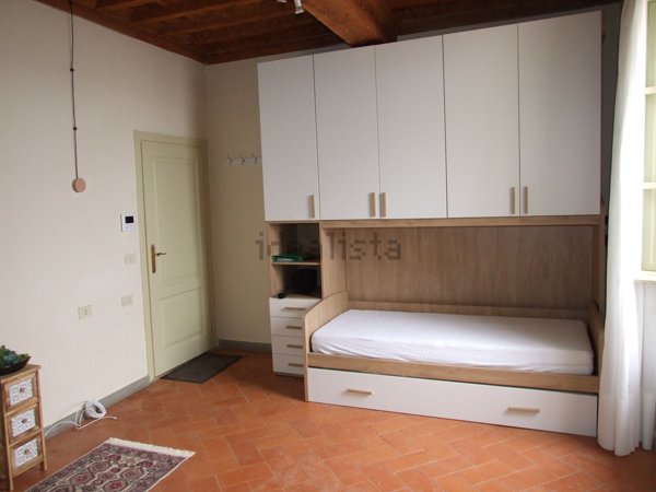 appartamento in affitto a Carmignano