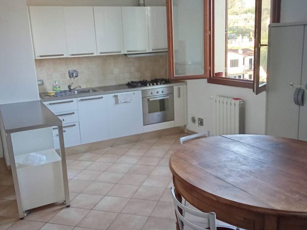 appartamento in affitto a Carmignano