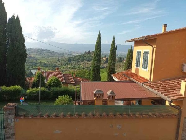 appartamento in affitto a Carmignano