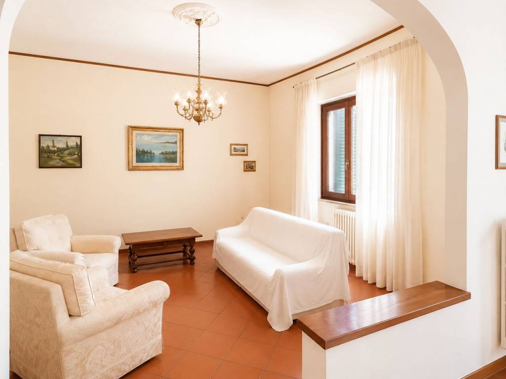casa indipendente in affitto a Carmignano