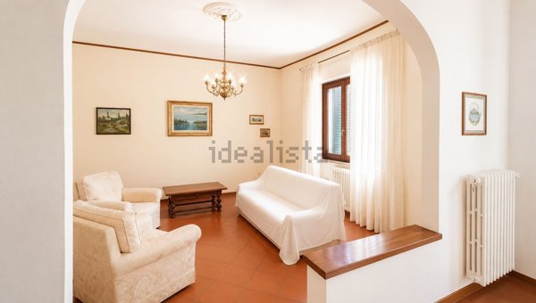 casa indipendente in affitto a Carmignano