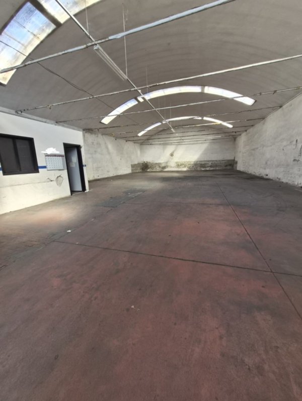 locale commerciale in affitto a Montemurlo in zona Ponte Bocci