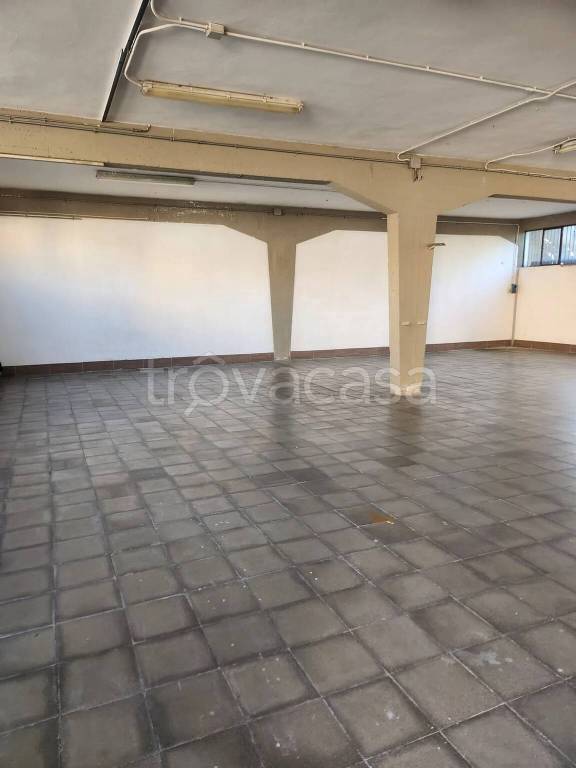 locale commerciale in affitto a Montemurlo in zona Ponte Bocci