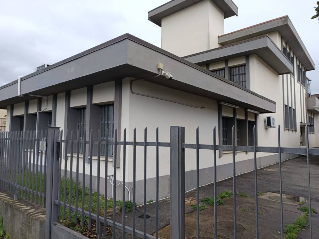 locale commerciale in affitto a Montemurlo in zona Fornacelle