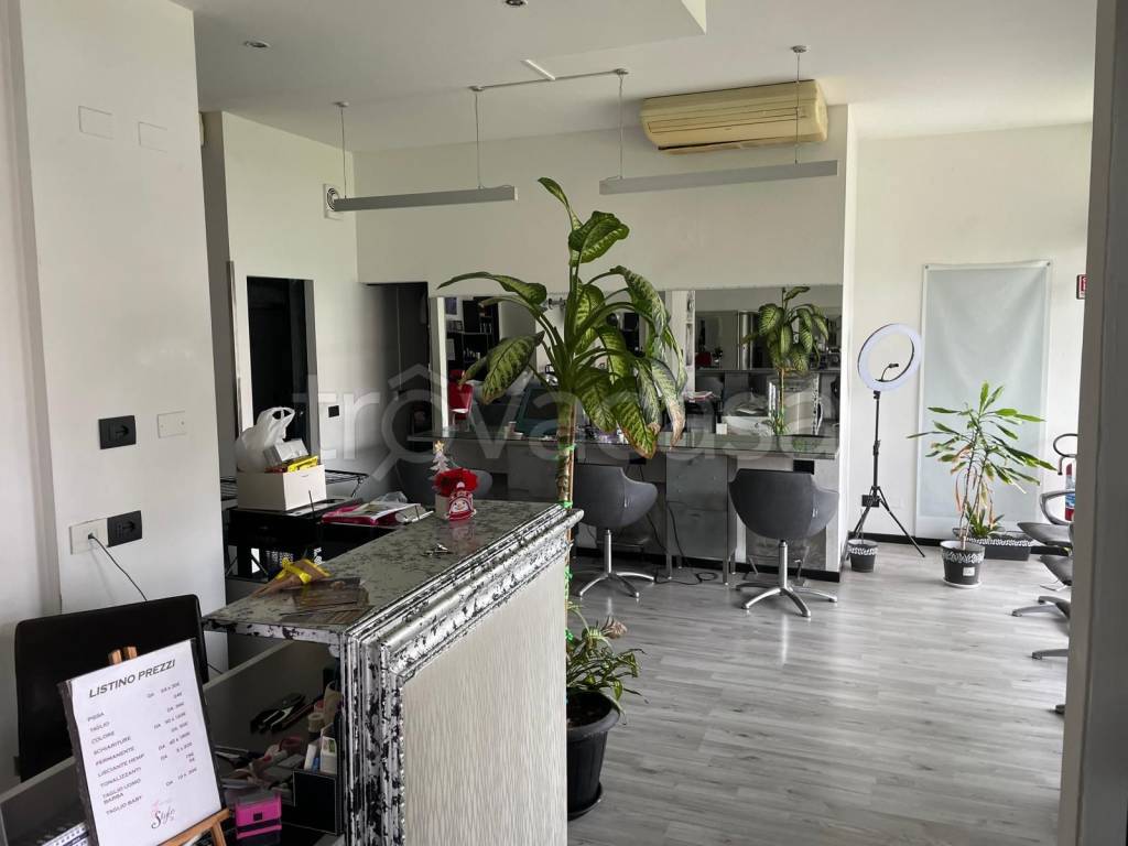 negozio in affitto a Montemurlo