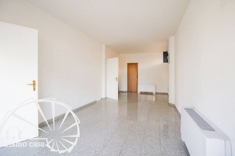 negozio in affitto a Poggio a Caiano