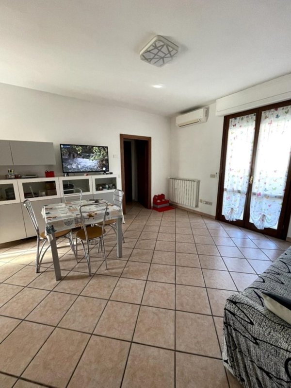 appartamento in affitto a Poggio a Caiano in zona Santa Cristina in Pilli