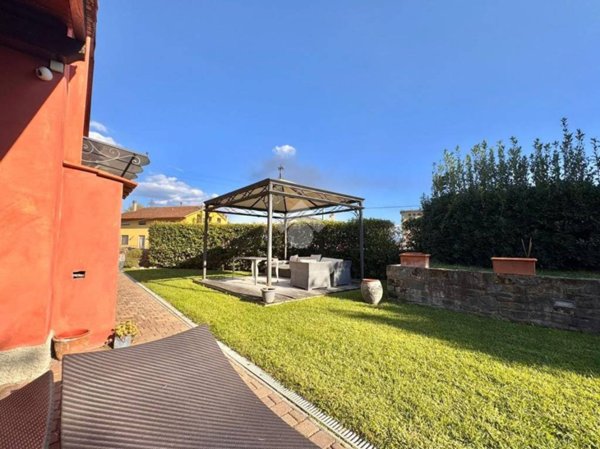 casa indipendente in affitto a Poggio a Caiano in zona Santa Cristina in Pilli