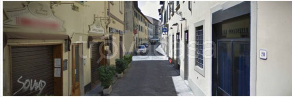 negozio in affitto a Prato